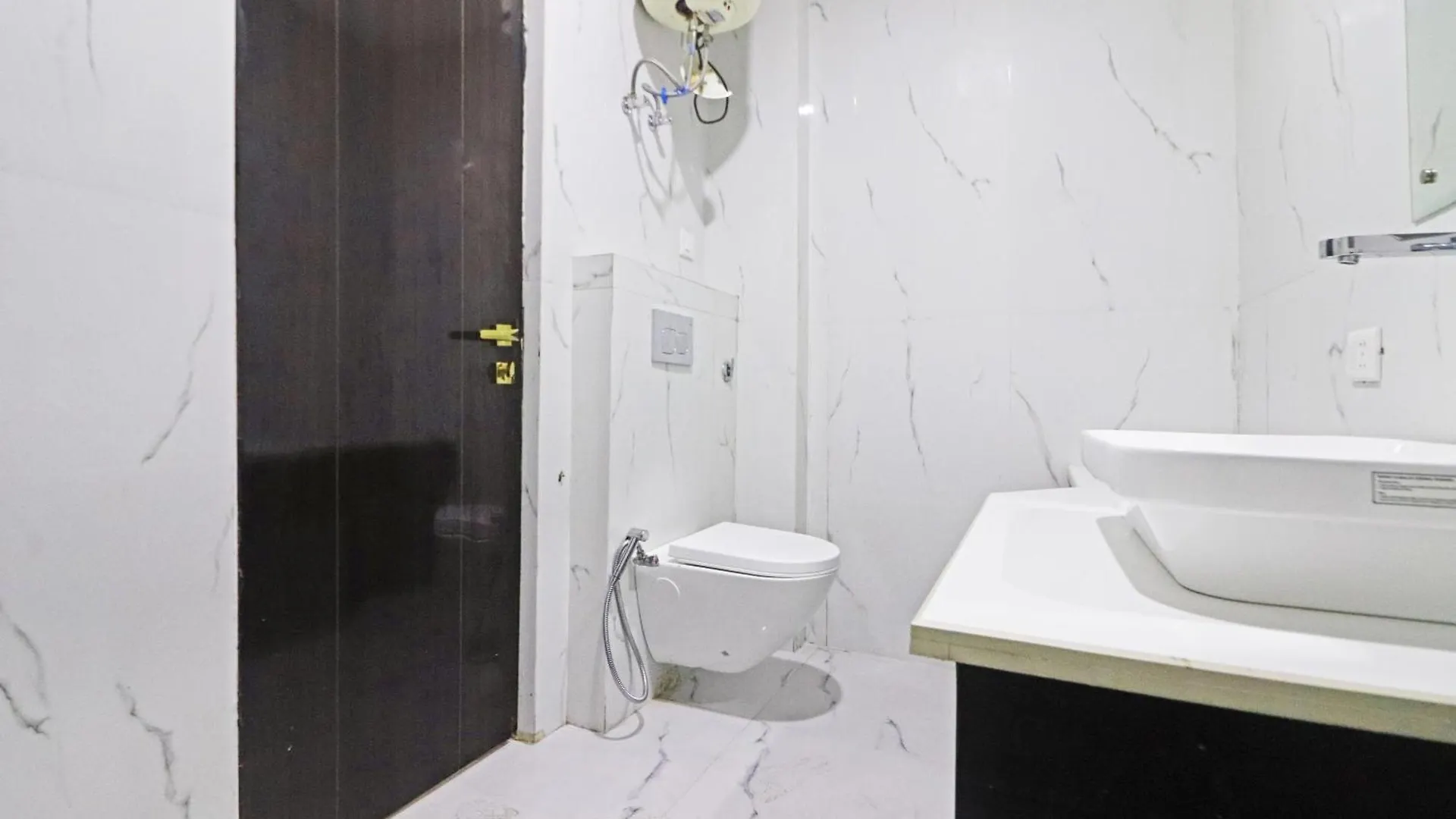 Hotel Grand Qubic Near Delhi Airport New Delhi